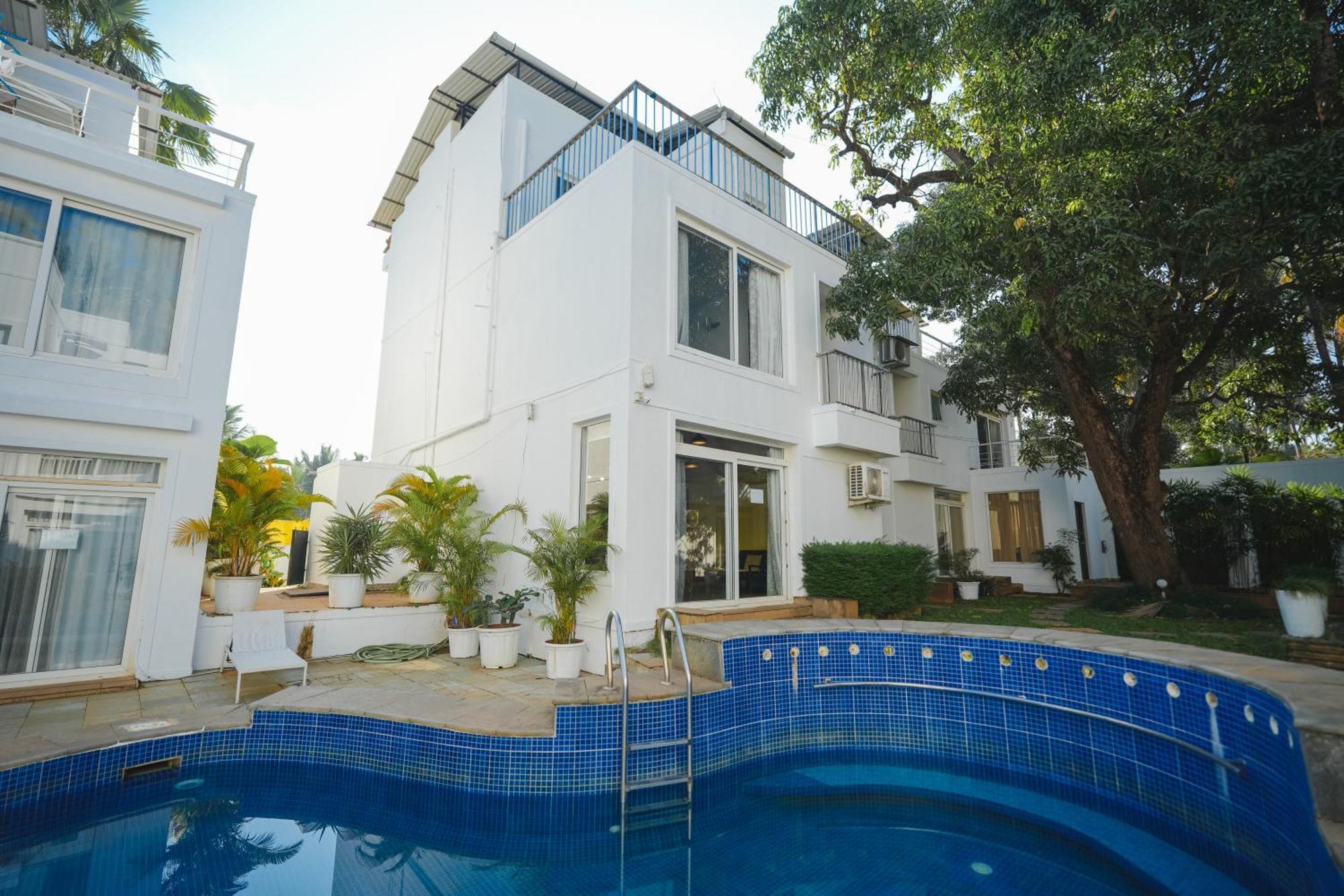 Villa M - Jia 3- 3Bhk In Candolim, Pool Facing, Near Beach, Breakfast Included Zewnętrze zdjęcie